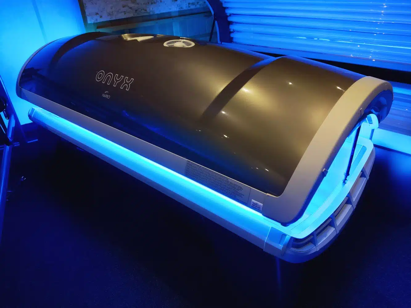 Zeer netjes!! | Hapro Onyx 26/1 combi - Lichaamskoeler - Krachtige gezichtsbruiner - Bijna nieuwe lampen! - Afbeelding 4